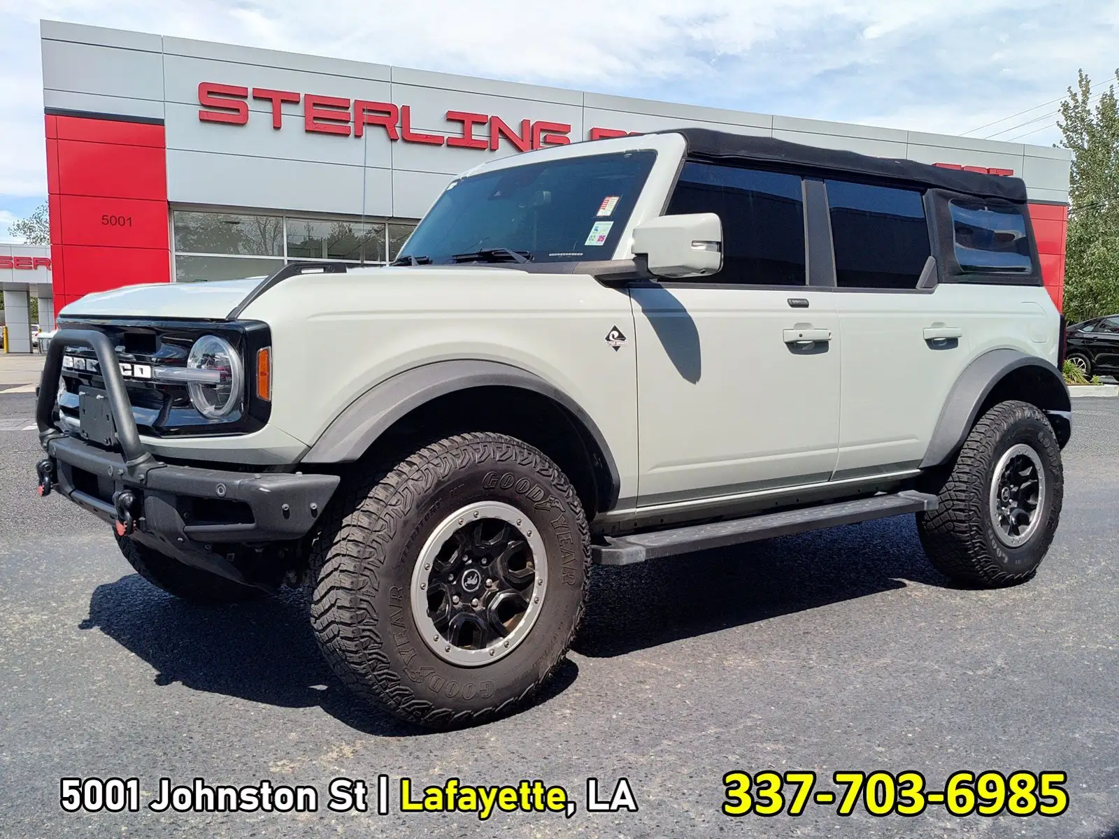 2021 Ford Bronco Outer Banks Advanced 4x4 photo 1