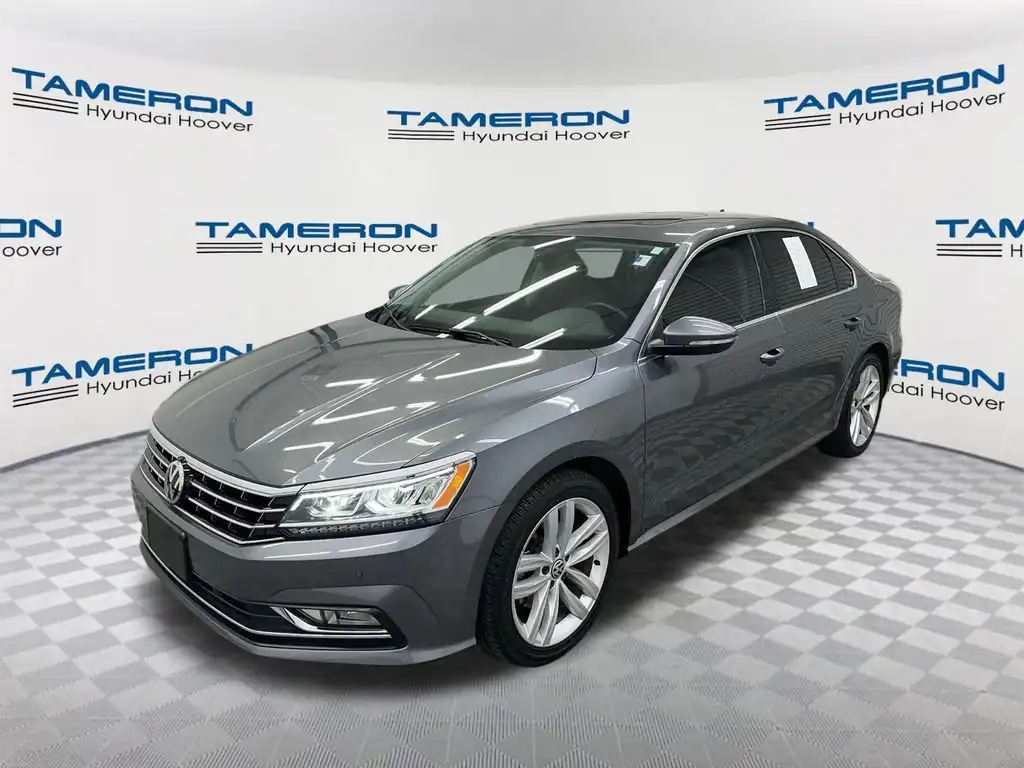 2018 Volkswagen Passat 2.0T SE with Technology Auto's photo