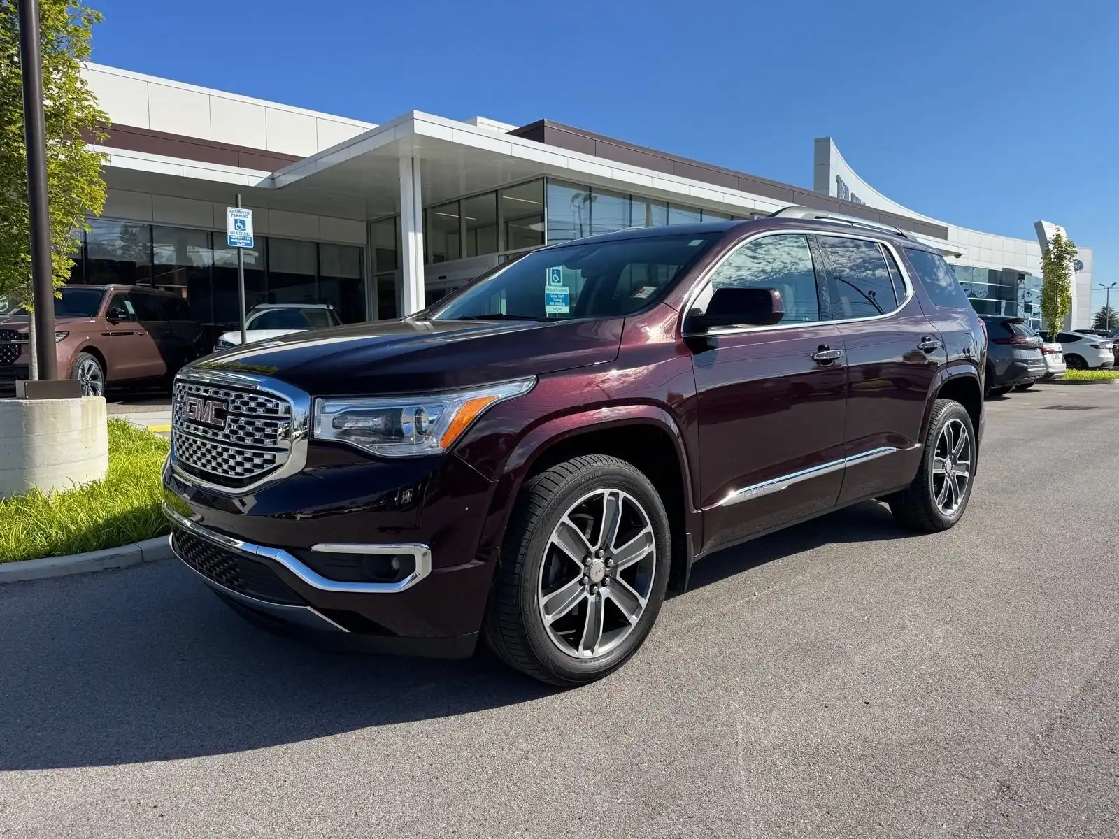 2018 GMC Acadia Denali AWD's photo