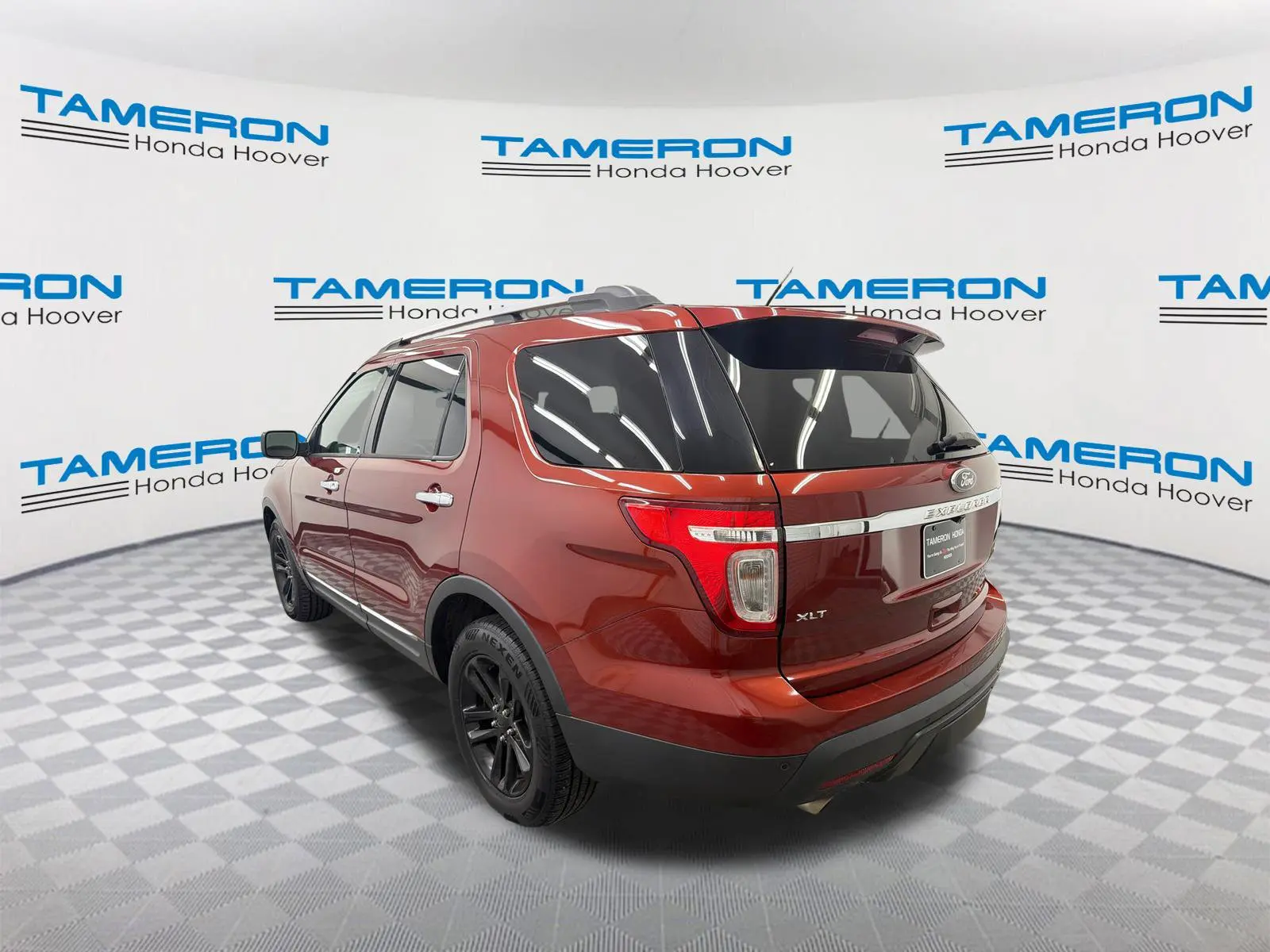 2014 Ford Explorer XLT photo 3