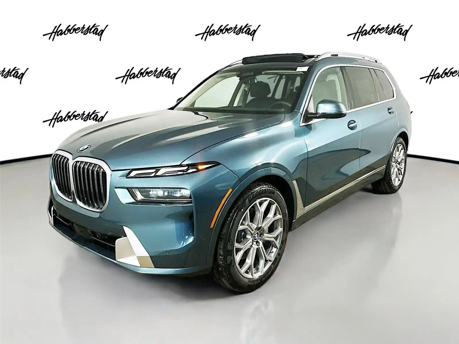 2026 BMW X7 xDrive40i's photo