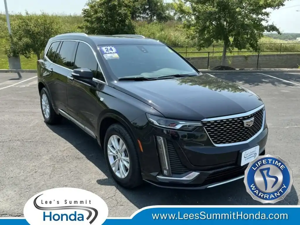 2024 Cadillac XT6 Luxury Auto 4WD's photo