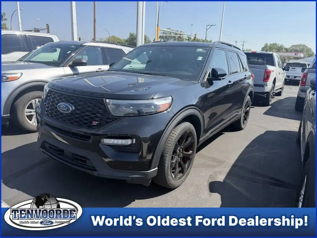 2023 Ford Explorer ST 4WD's photo
