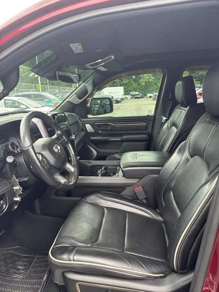 2019 RAM 1500 Limited 4x4 Crew Cab 5'7 photo 5