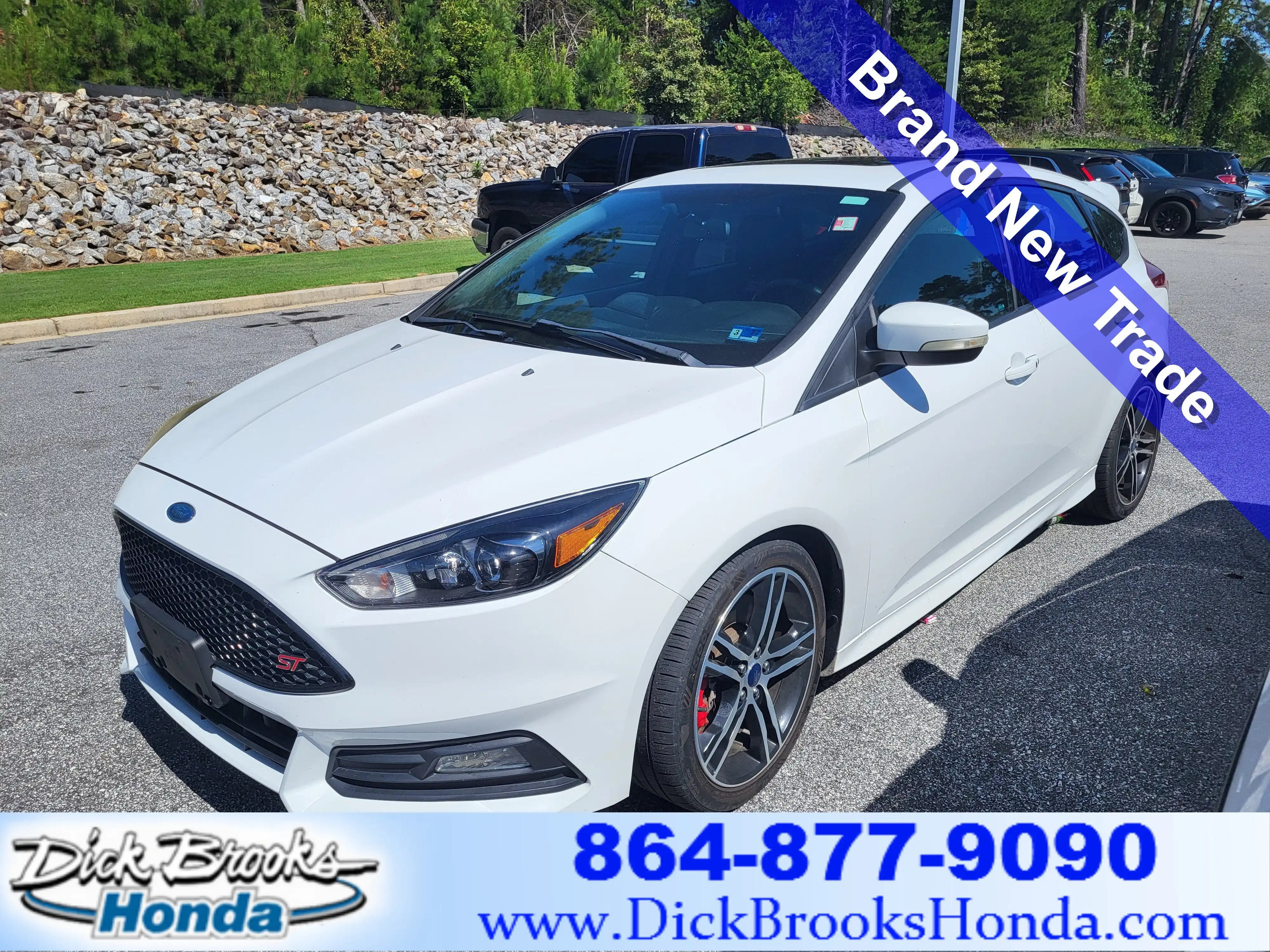 2016 Ford Focus 5 Door Hatch ST's photo