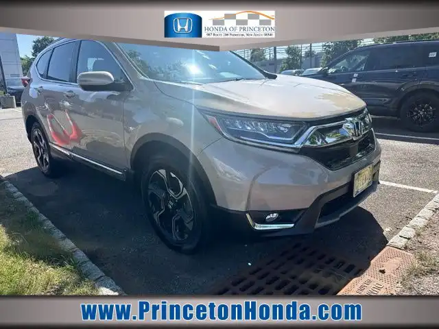 2017 Honda CR-V Touring AWD's photo