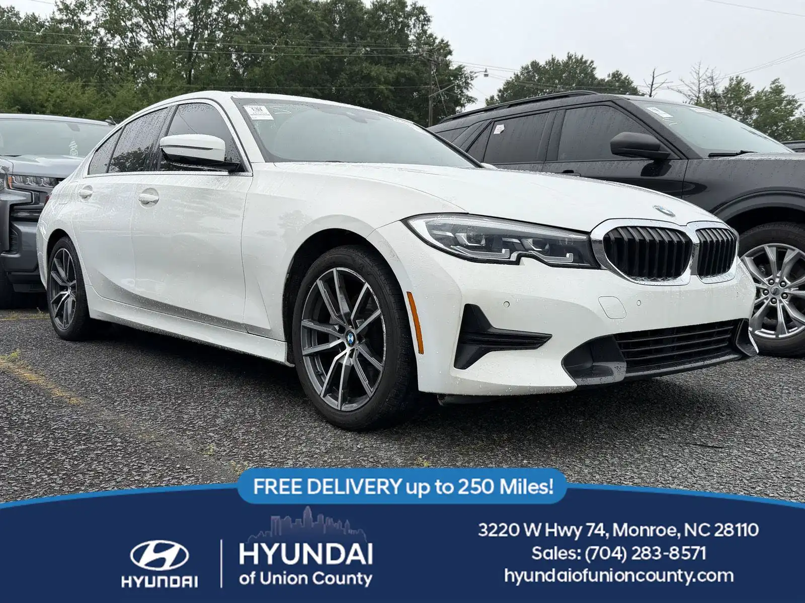 2021 BMW 3 Series 330i Sedan's photo