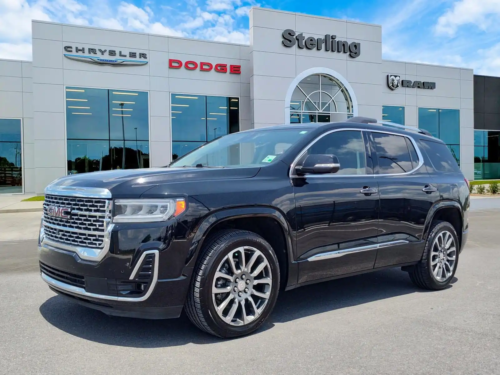 2021 GMC Acadia Denali FWD's photo