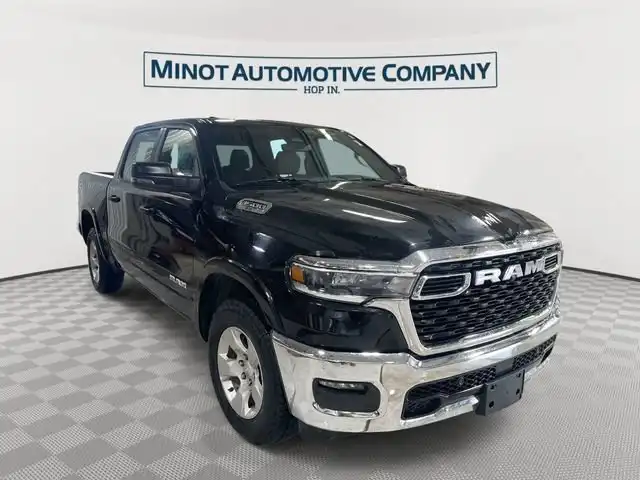 2025 RAM 1500 Big Horn/Lone Star 4WD Crew Cab 5'7's photo