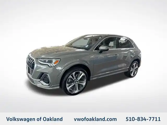 2020 Audi Q3 45 TFSI S Line Prestige quattro's photo