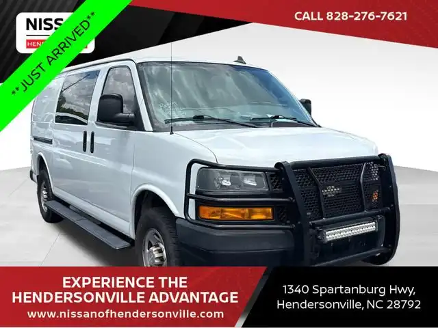 2018 Chevrolet Express 3500 Work Van HD's photo