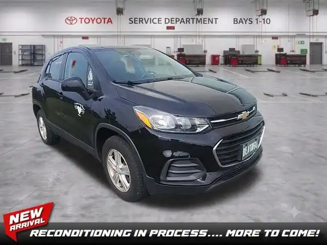 2021 Chevrolet Trax LS AWD's photo