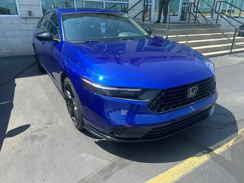 2023 Honda Accord Hybrid Sport-L's photo