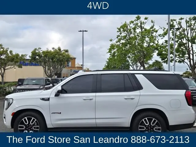2021 GMC Yukon 4WD AT4 photo 5