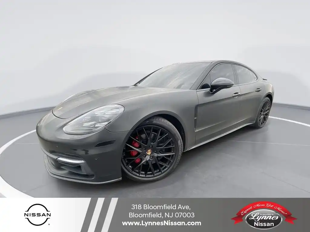 2020 Porsche Panamera 4S's photo