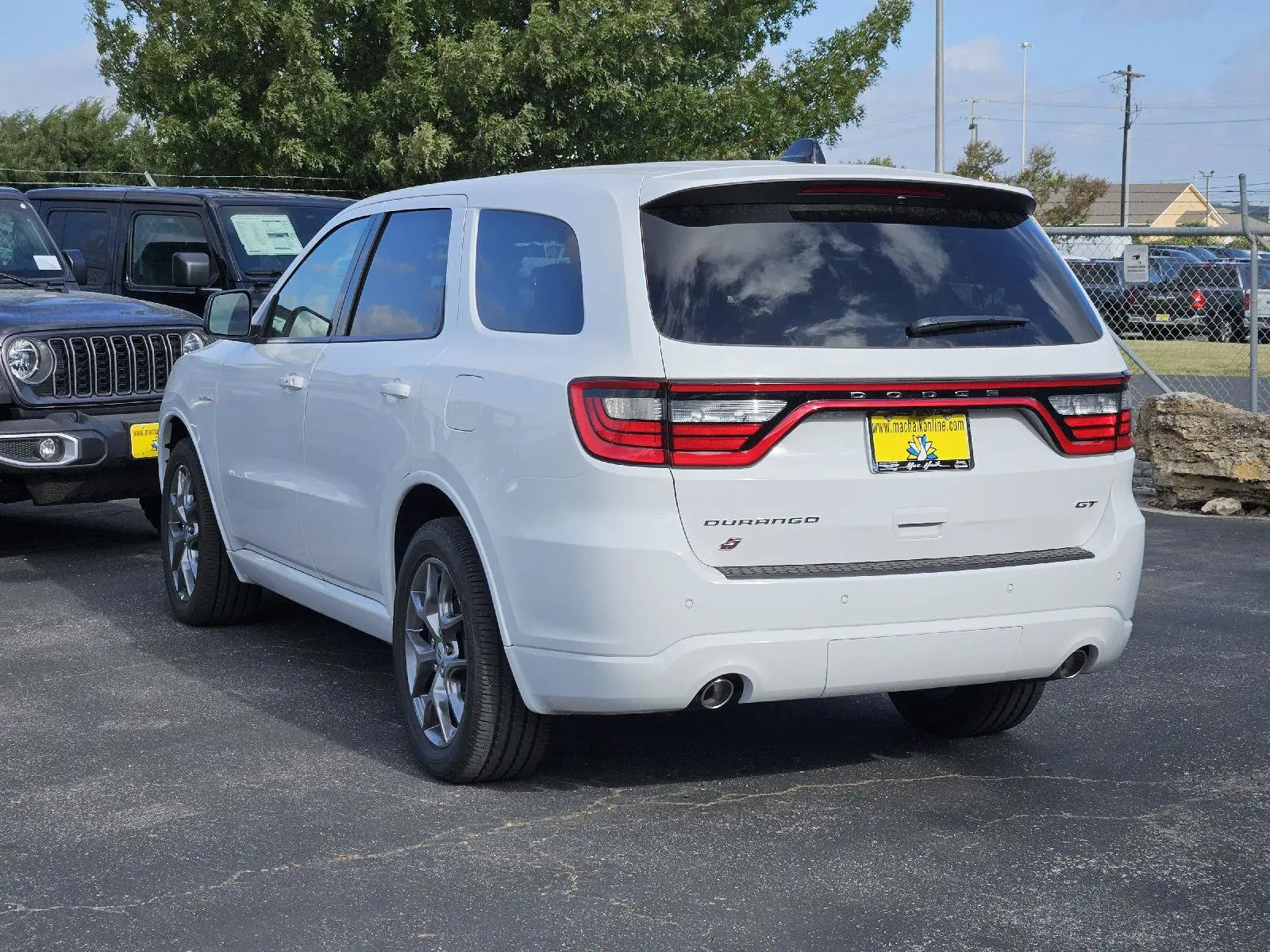 2026 Dodge Durango GT HEMI V8 AWD photo 5
