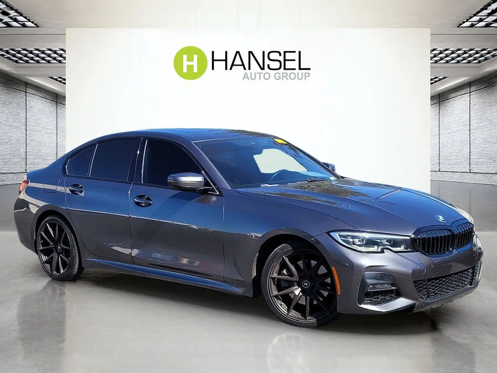 2020 BMW 3 Series 330i Sedan's photo