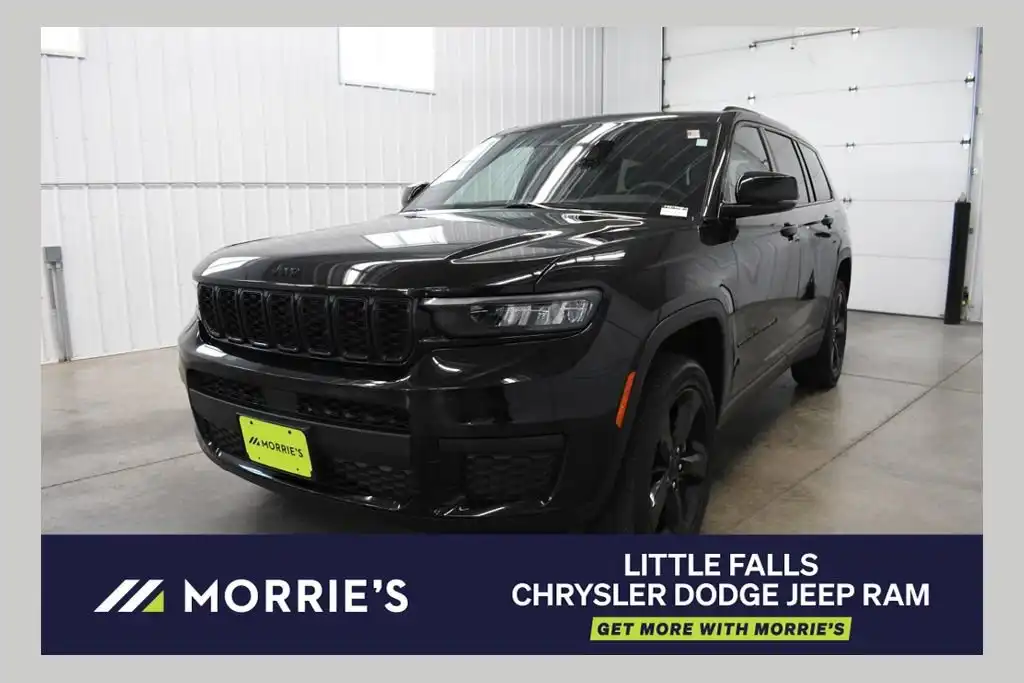 2023 Jeep Grand Cherokee L Altitude X 4x4's photo