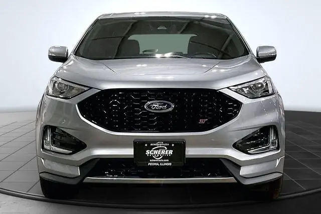 2023 Ford Edge ST AWD photo 3