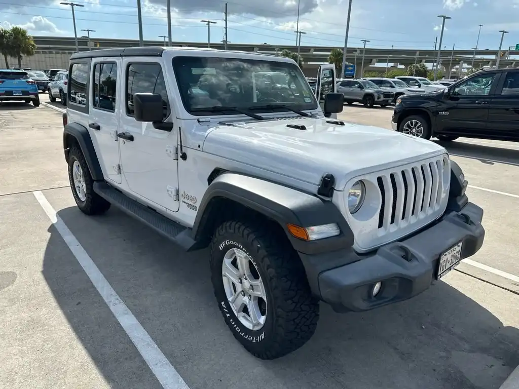 2021 Jeep Wrangler Sport S's photo