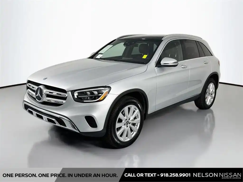 2020 Mercedes-Benz GLC GLC300's photo