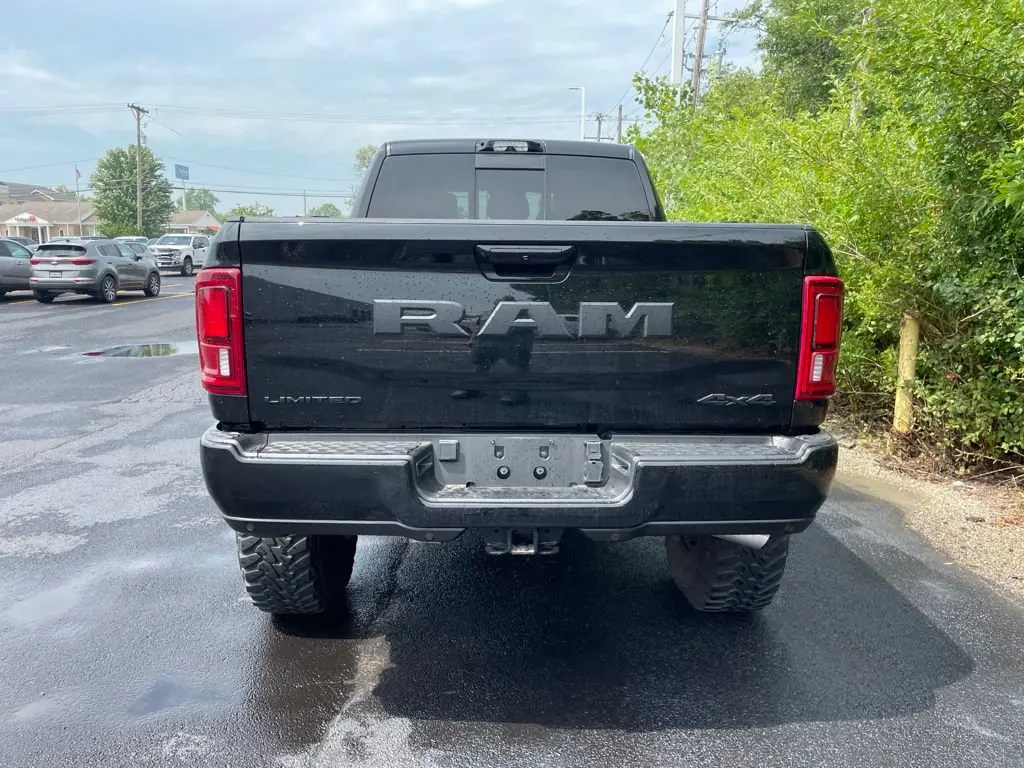 2026 RAM 2500 Limited 4X4 Mega Cab photo 3