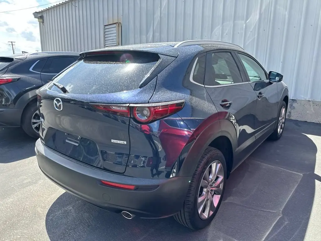 2022 Mazda CX-30 Select AWD photo 3