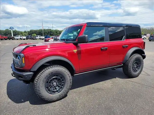2026 Ford Bronco Badlands 4WD's photo