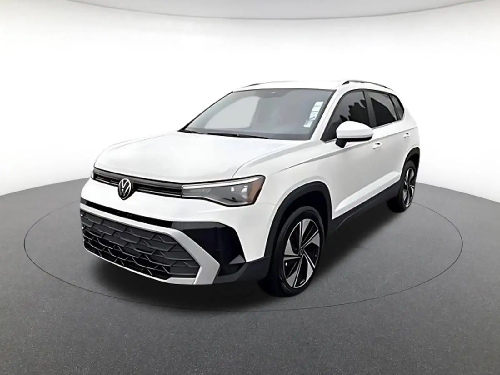 2025 Volkswagen Taos 1.5T SE 4Motion's photo