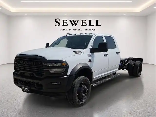 2026 RAM 5500 Big Horn 4X4 Crew Cab DRW 197" WB's photo