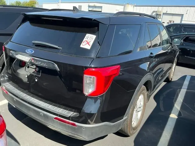 2024 Ford Explorer XLT RWD photo 5