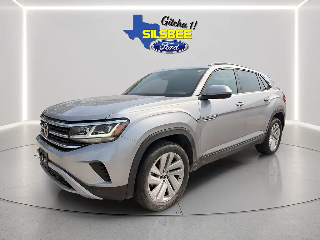 2022 Volkswagen Atlas Cross Sport 3.6L V6 SE with Tech 4Motion's photo
