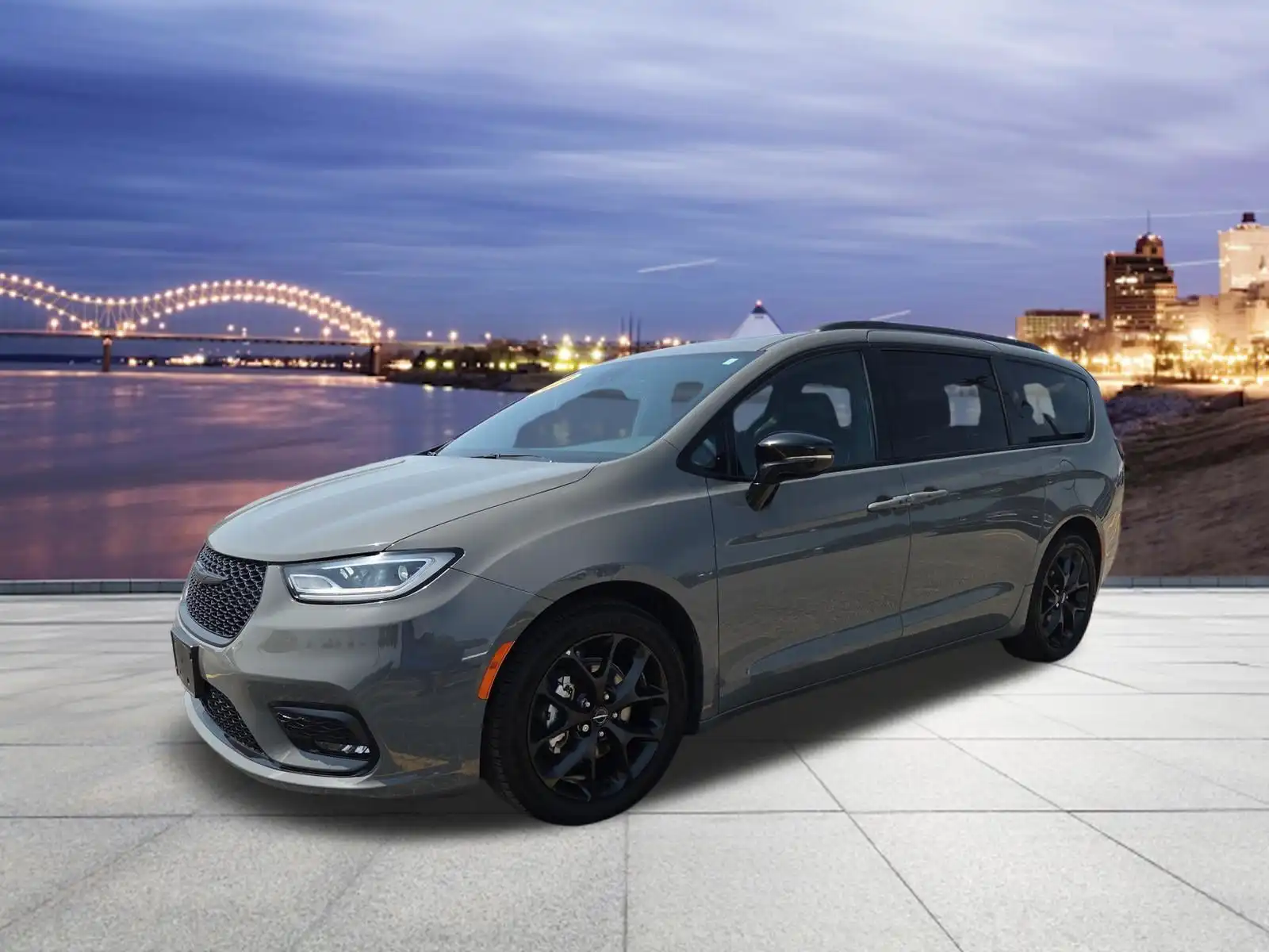 2025 Chrysler Pacifica Limited's photo