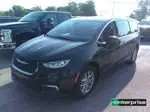 2024 Chrysler Pacifica Touring L's photo