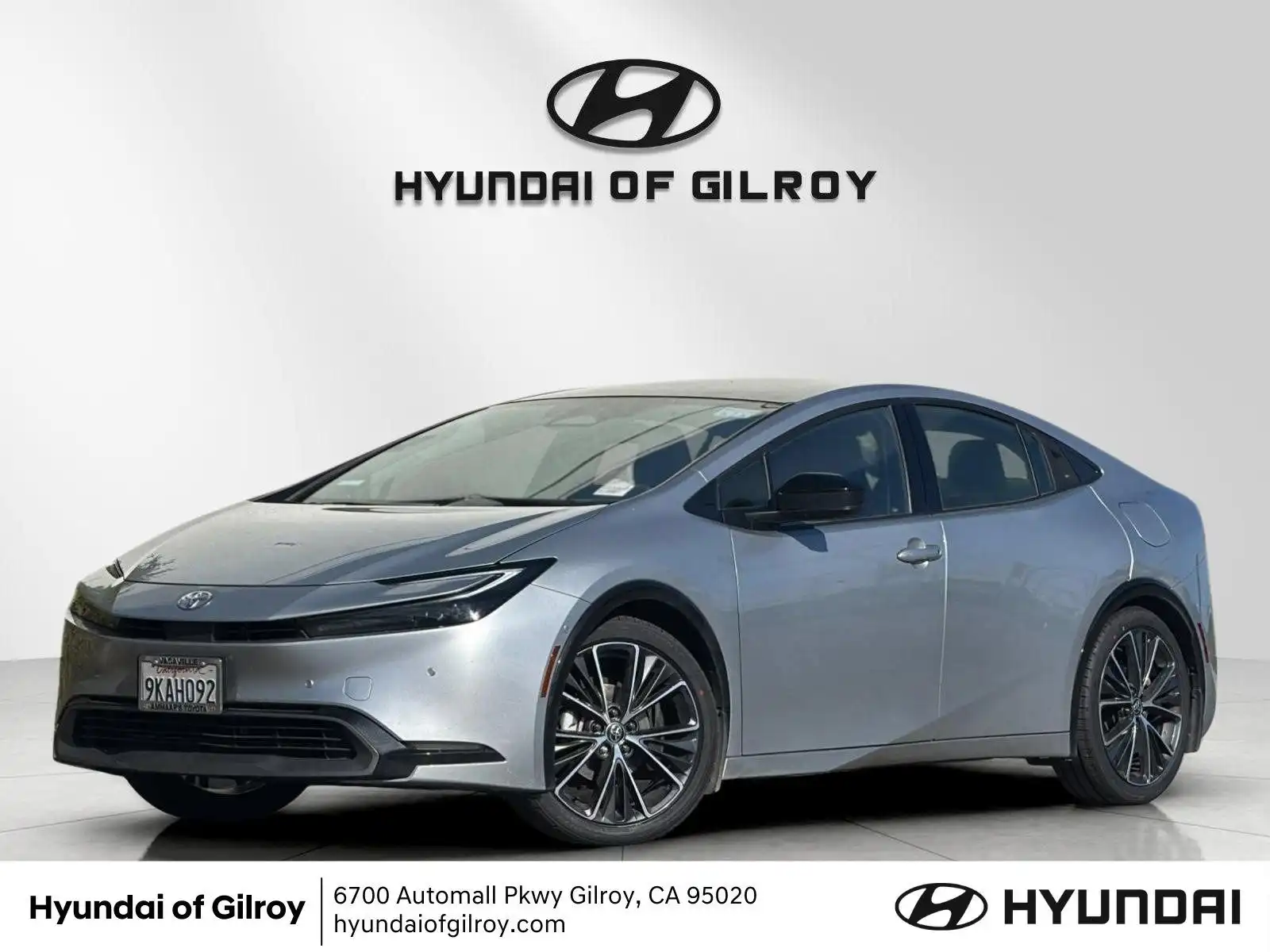 2024 Toyota Prius Limited FWD's photo