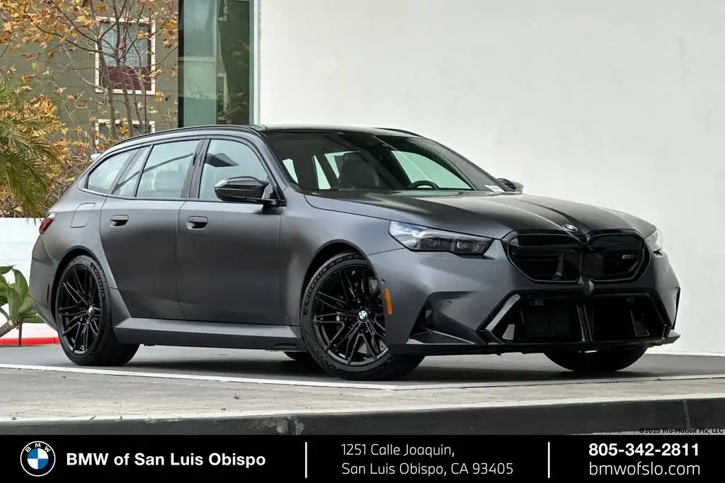 2027 BMW M5 M5 Touring's photo