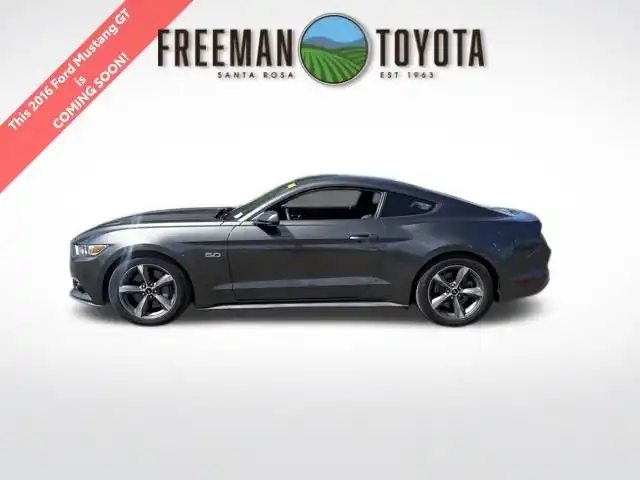 2016 Ford Mustang GT Coupe's photo