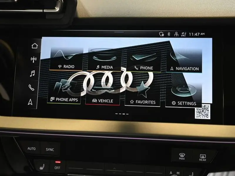 2025 Audi A3 40 TFSI Premium quattro S tronic photo 4