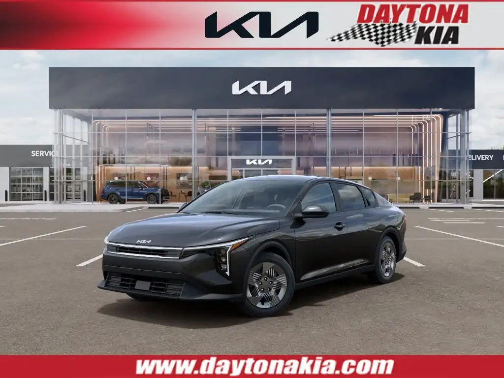 2026 Kia K4 LX AT's photo