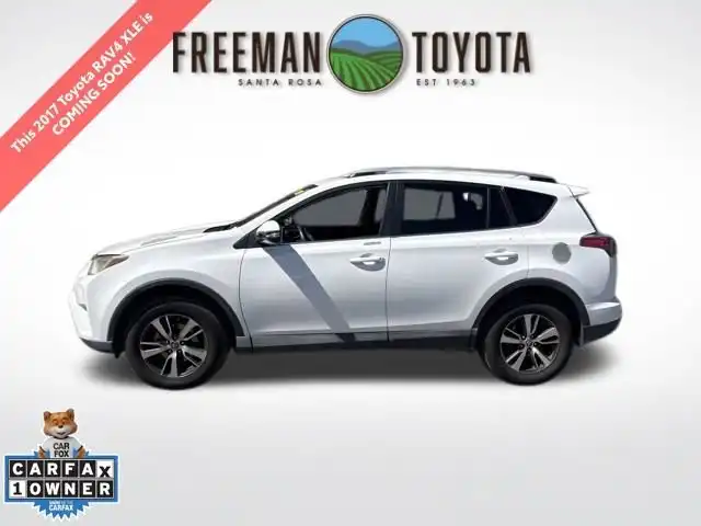 2017 Toyota RAV4 XLE AWD's photo