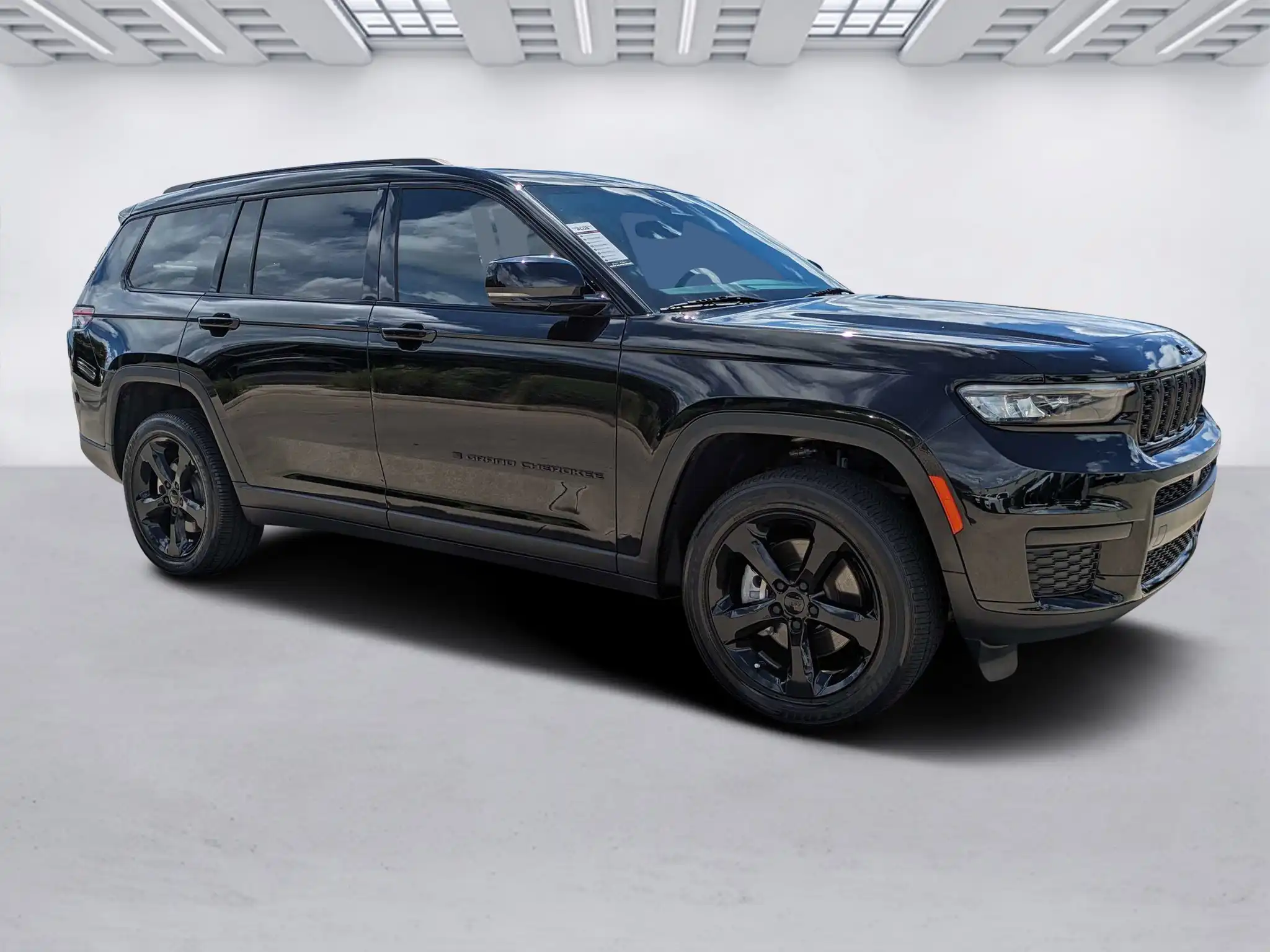 2024 Jeep Grand Cherokee L Altitude X 4WD's photo