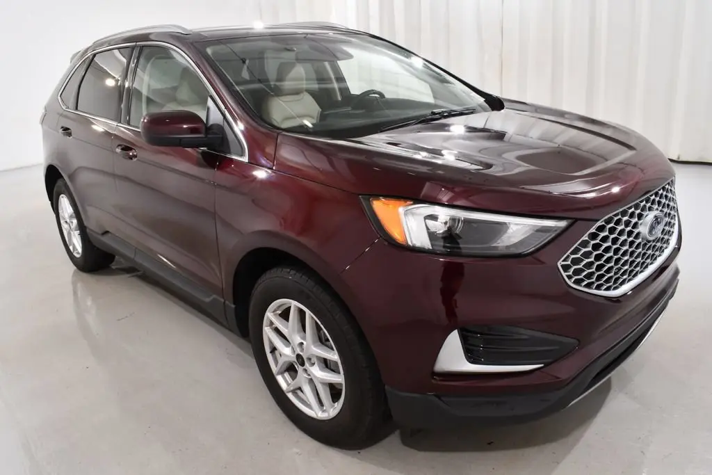 2023 Ford Edge SEL AWD photo 5