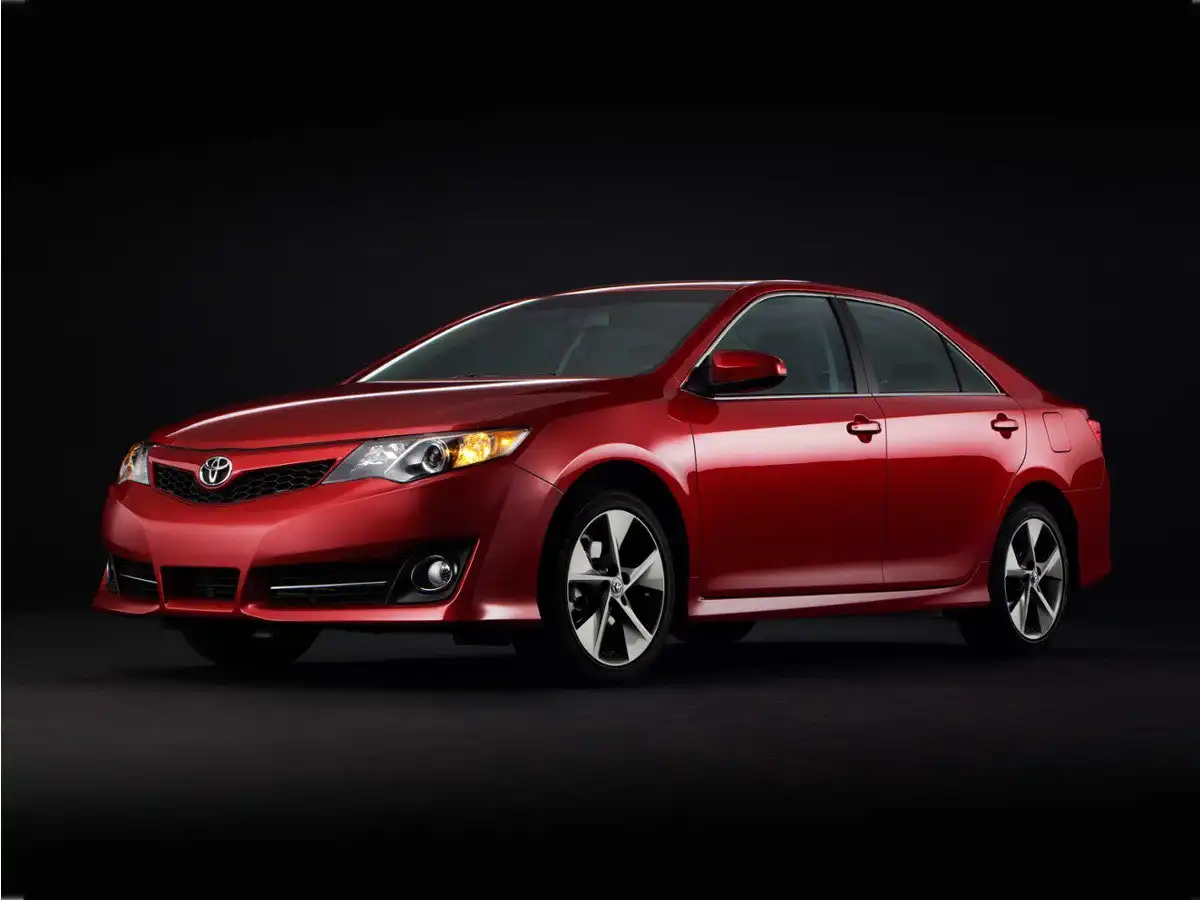2012 Toyota Camry 2.5 Auto SE's photo