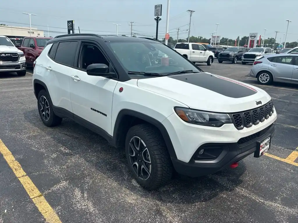 2025 Jeep Compass Trailhawk 4X4's photo