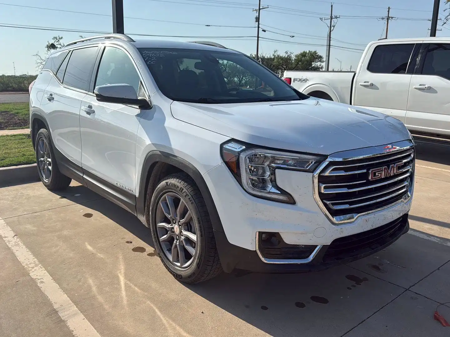 2024 GMC Terrain SLT AWD's photo