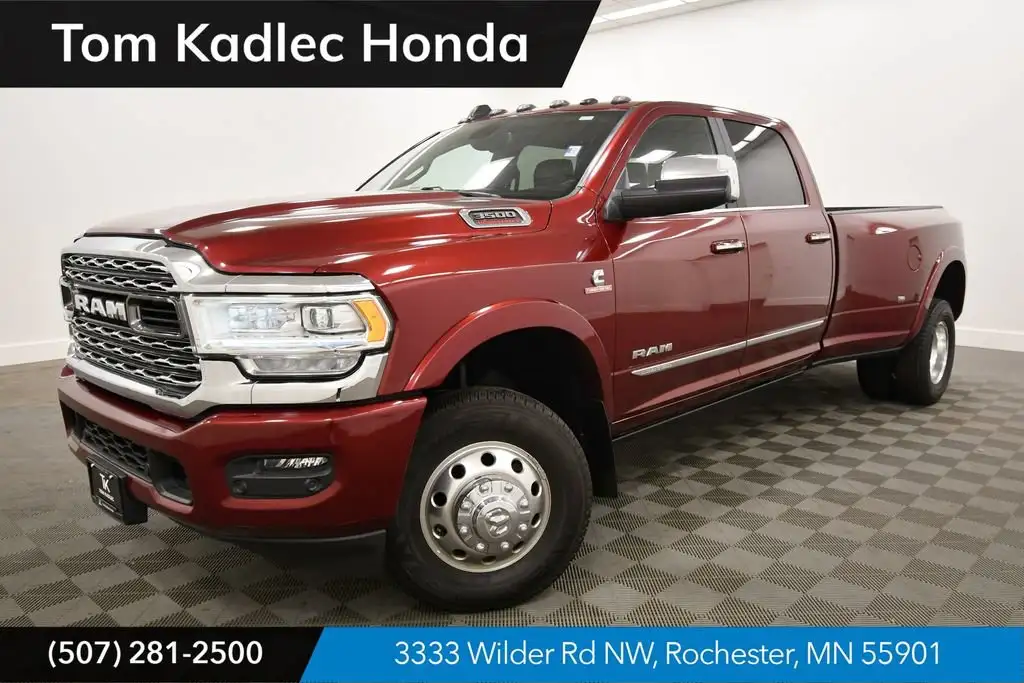 2022 RAM 3500 Limited 4X4 Crew Cab LWB's photo