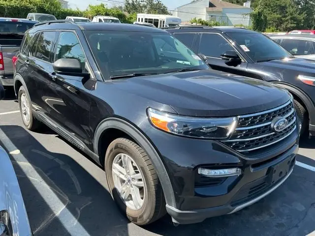 2024 Ford Explorer XLT RWD photo 4