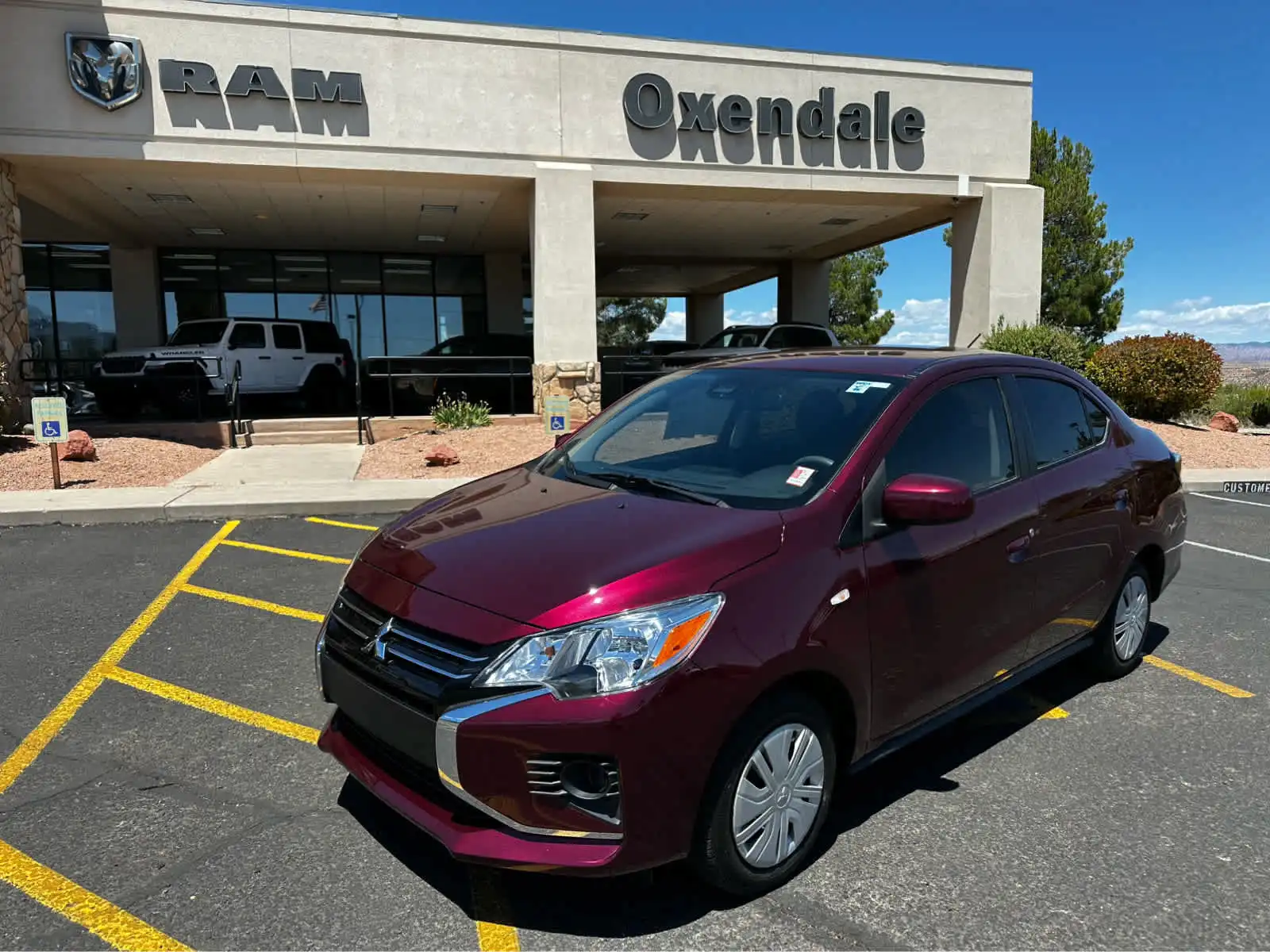 2024 Mitsubishi Mirage ES CVT's photo