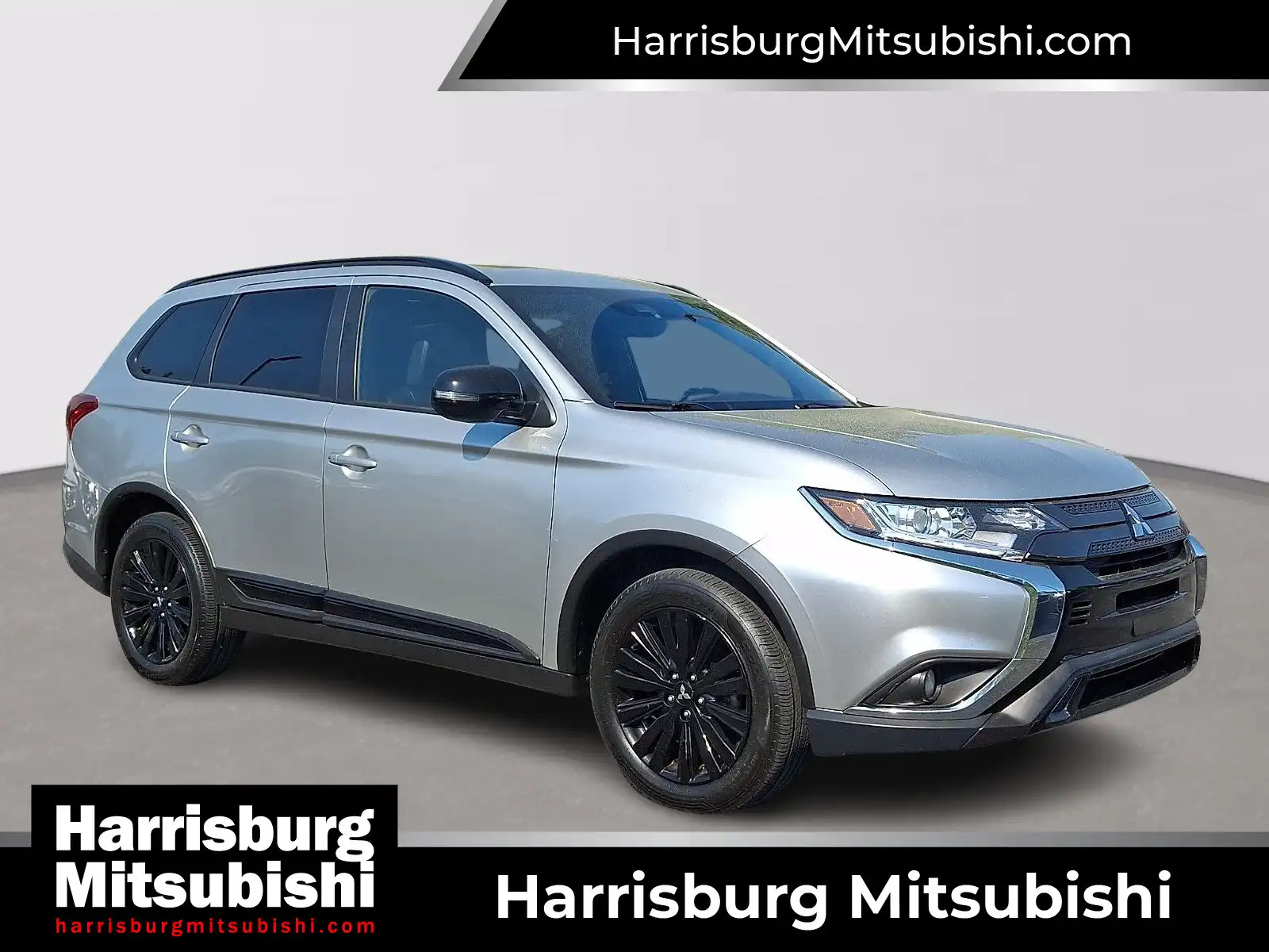 2020 Mitsubishi Outlander LE FWD's photo
