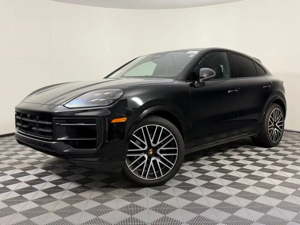 2026 Porsche Cayenne Base's photo